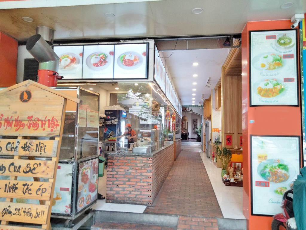 Cho thuê nguyên căn mặt tiền Trường Sơn Phường 4 ,Q.Tân Bình